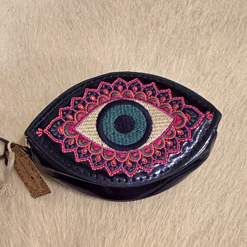 NATURAL LIFE Black and Pink Embroidered Eye Holder